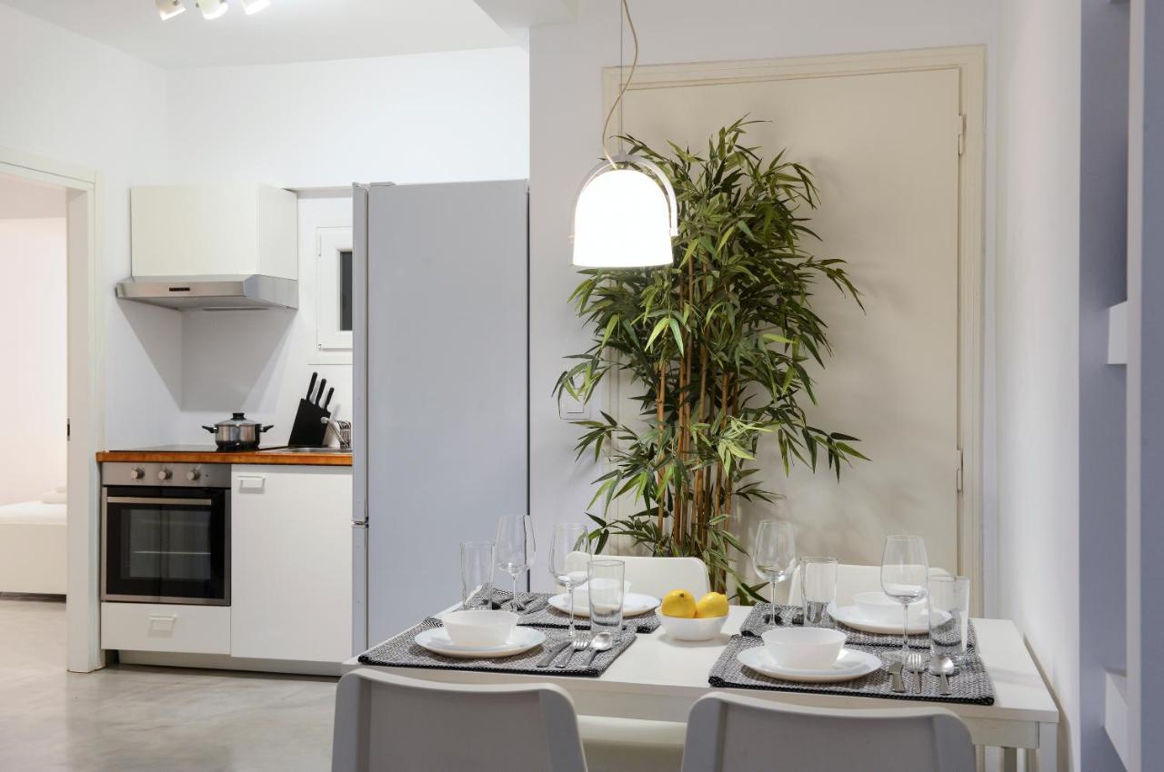Athens One Apartment By Olala Homes Esterno foto